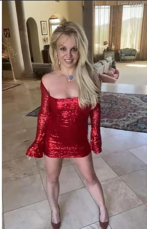 Britney Spears photo 20 of 1689