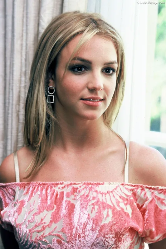 Britney Spears photo 9 of 1689