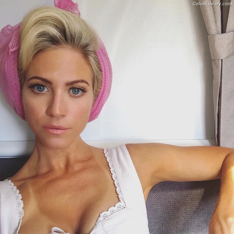 Brittany Snow photo 12 of 339
