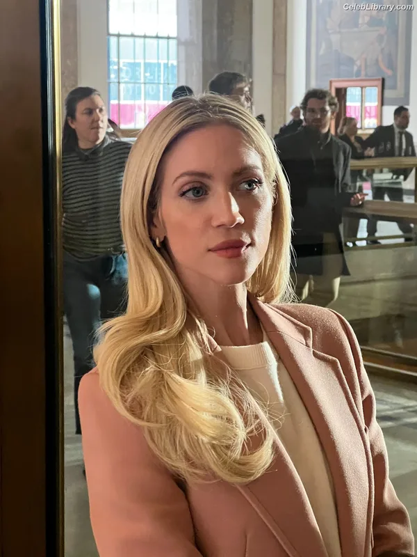 Brittany Snow photo 7 of 339