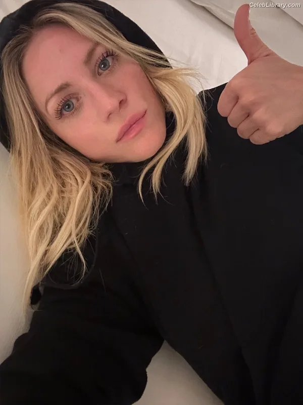 Brittany Snow photo 12 of 339