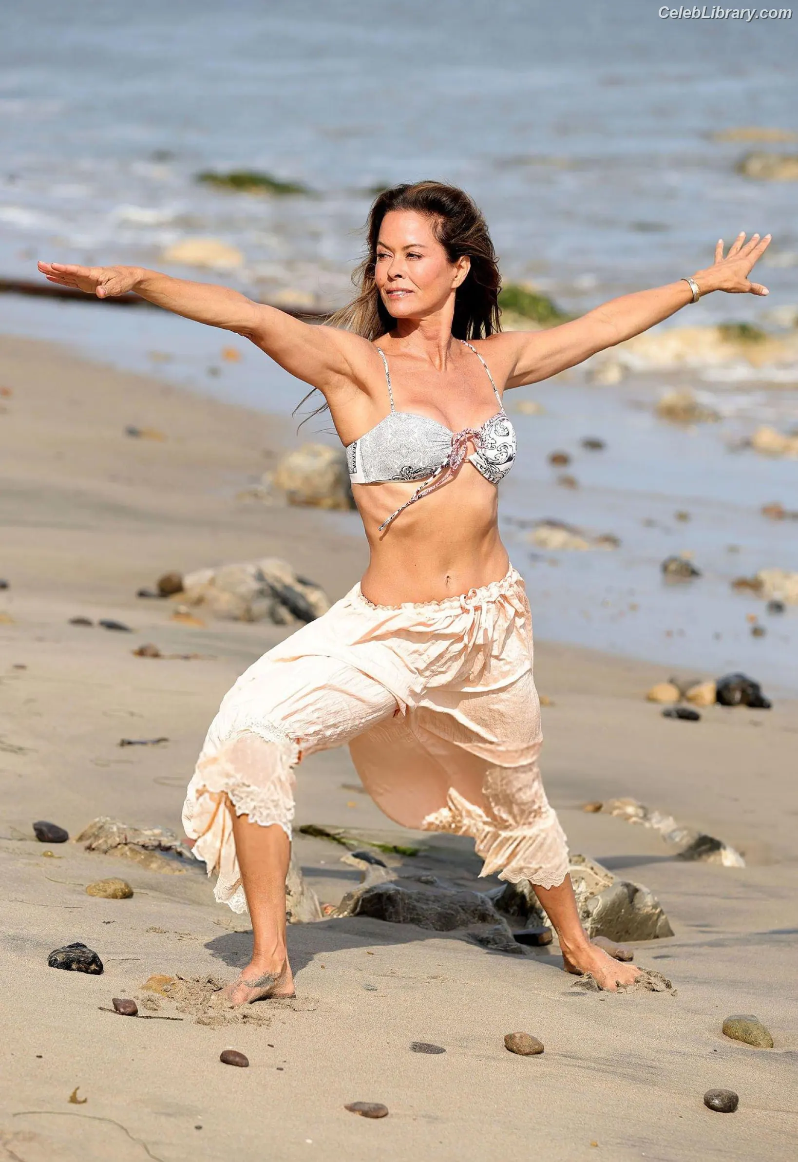 Brooke Burke photo 22 of 390