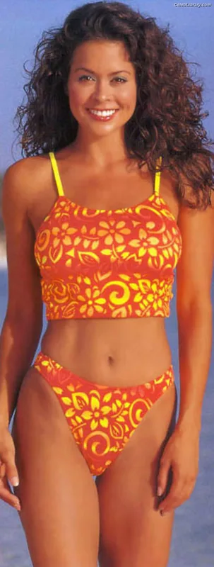 Brooke Burke photo 9 of 391