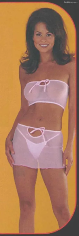 Brooke Burke photo 5 of 391