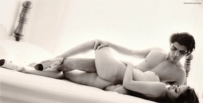 Brooke Burke photo 2 of 391