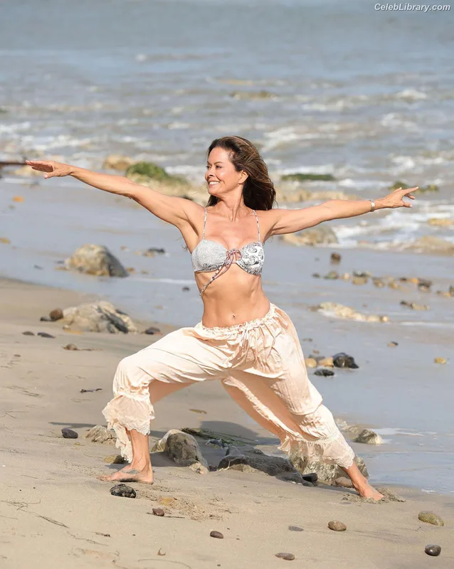 Brooke Burke photo 21 of 391