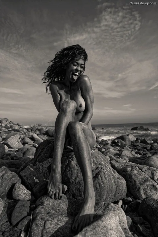 Brooke Burke photo 18 of 391