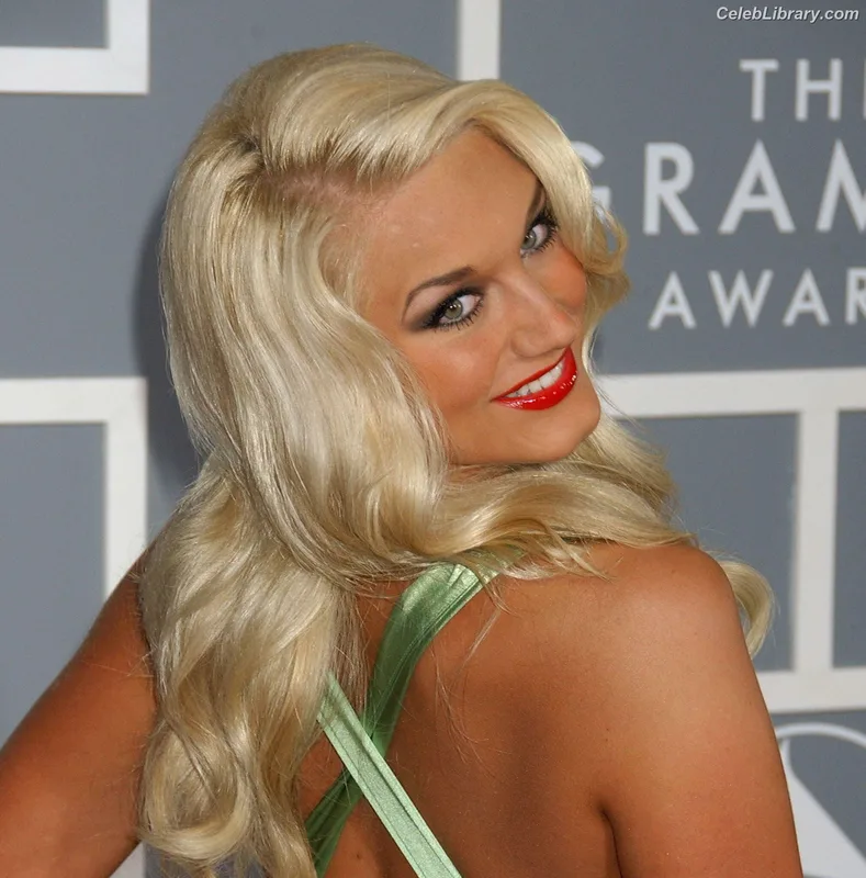 Brooke Hogan photo 20 of 466