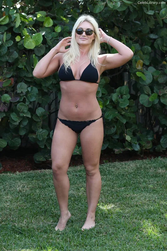 Brooke Hogan photo 15 of 466
