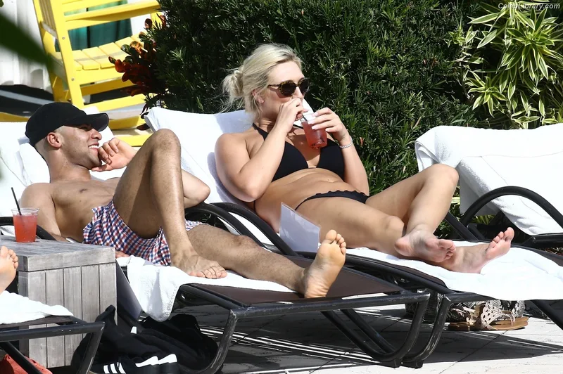 Brooke Hogan photo 5 of 466