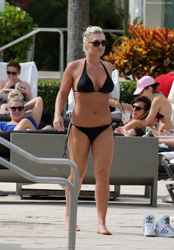 Brooke Hogan photo 11 of 466