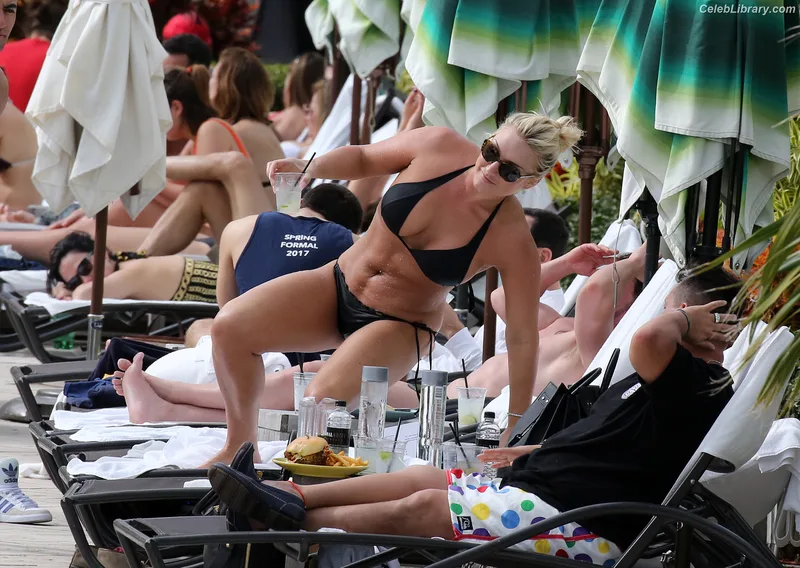 Brooke Hogan photo 18 of 466