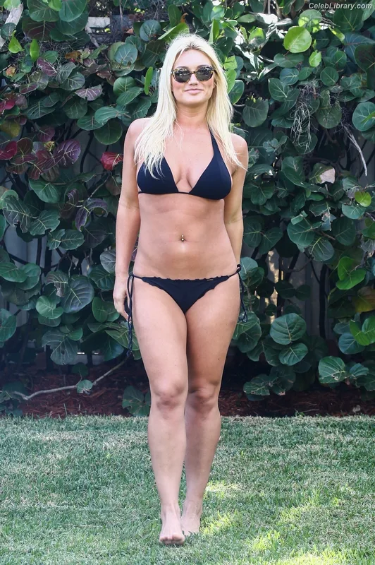 Brooke Hogan photo 10 of 466