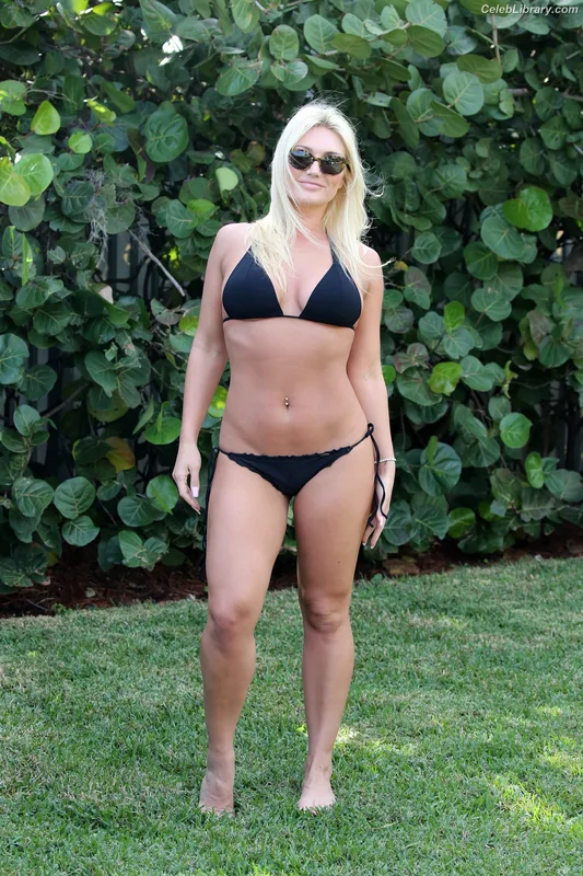 Brooke Hogan photo 21 of 466