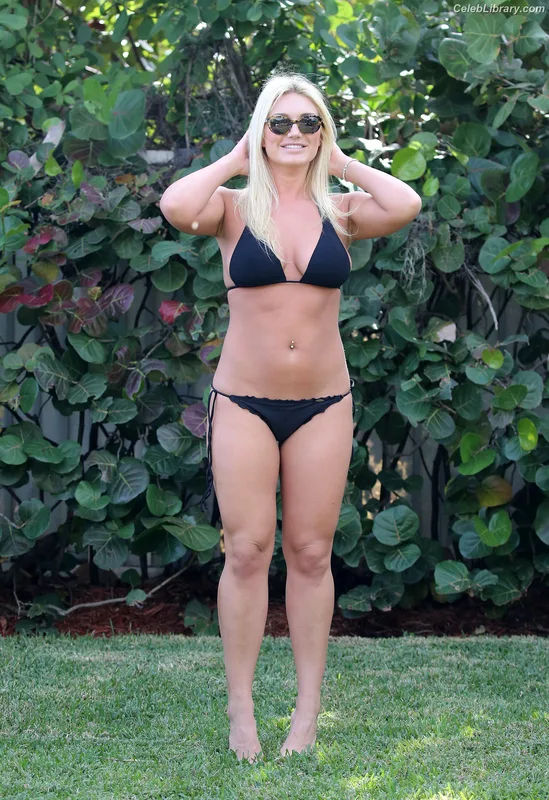 Brooke Hogan photo 6 of 466