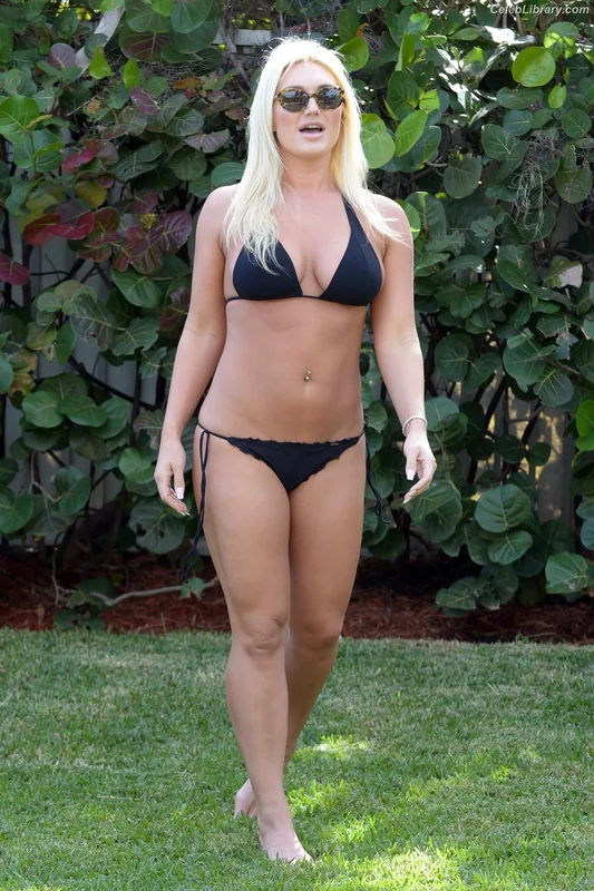 Brooke Hogan photo 24 of 466