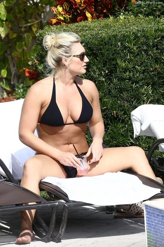 Brooke Hogan photo 21 of 466