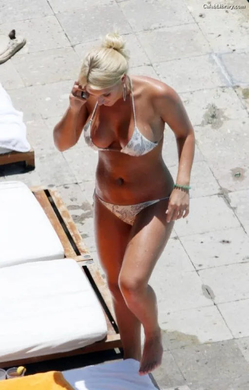 Brooke Hogan photo 17 of 466