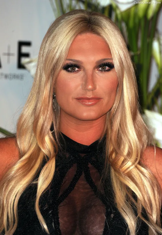 Brooke Hogan photo 4 of 466