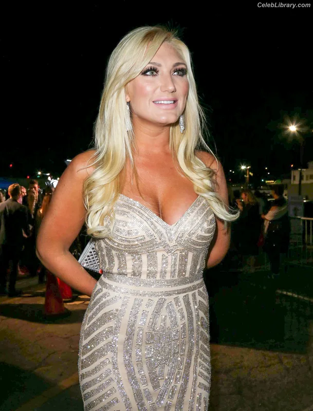 Brooke Hogan photo 14 of 466