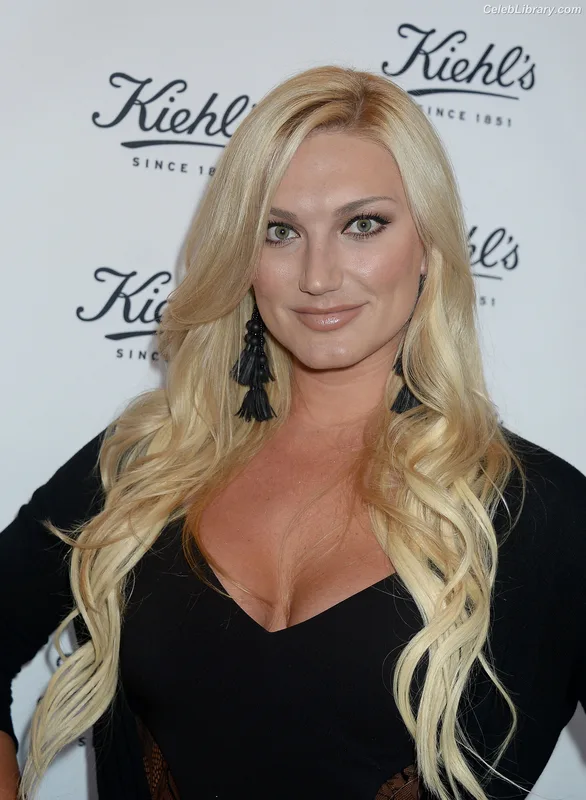 Brooke Hogan photo 7 of 466