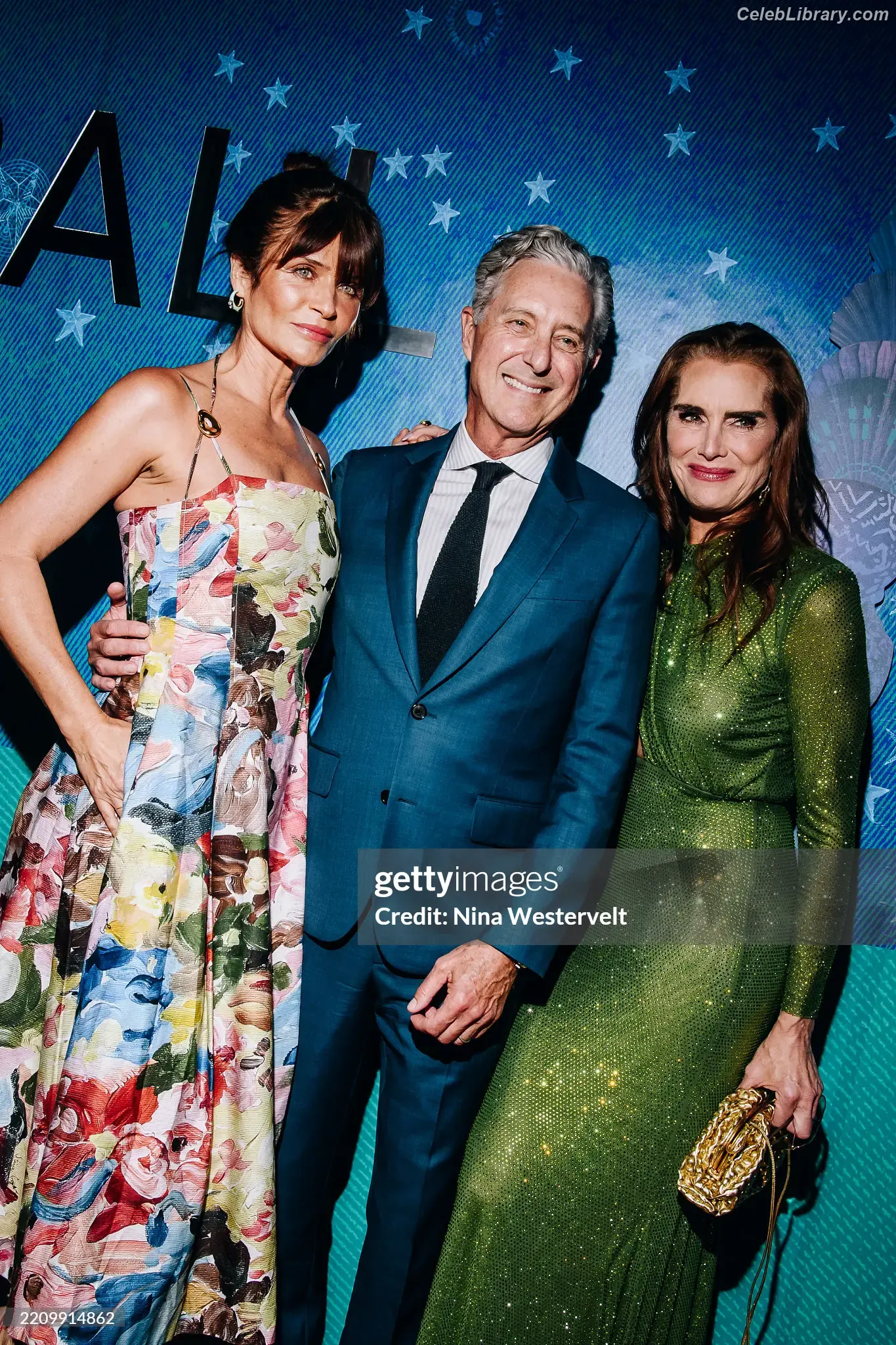 Brooke Shields photo 6 of 44