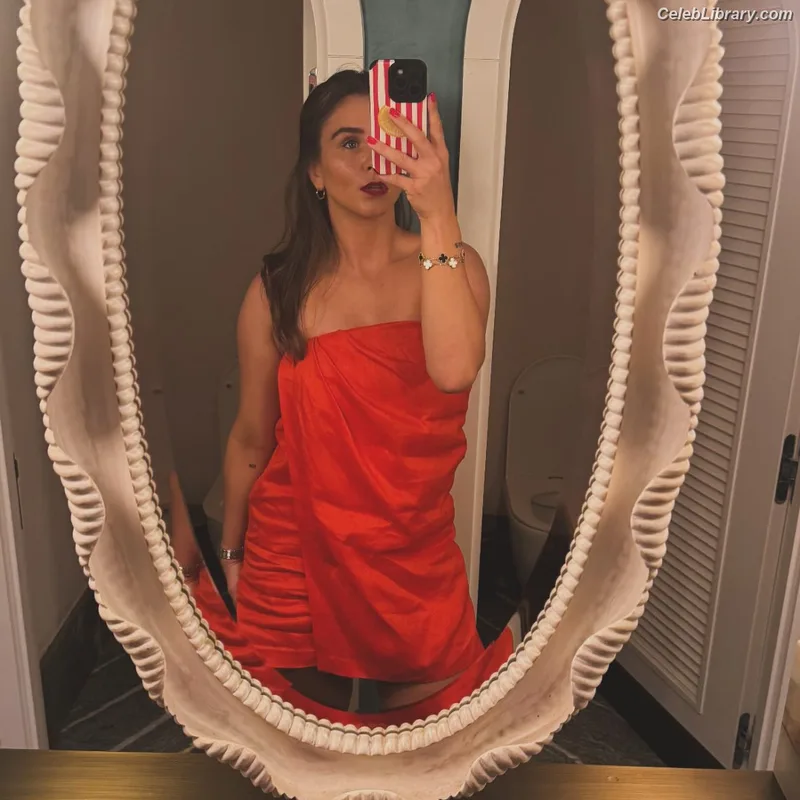 Brooke Vincent photo 1 of 27