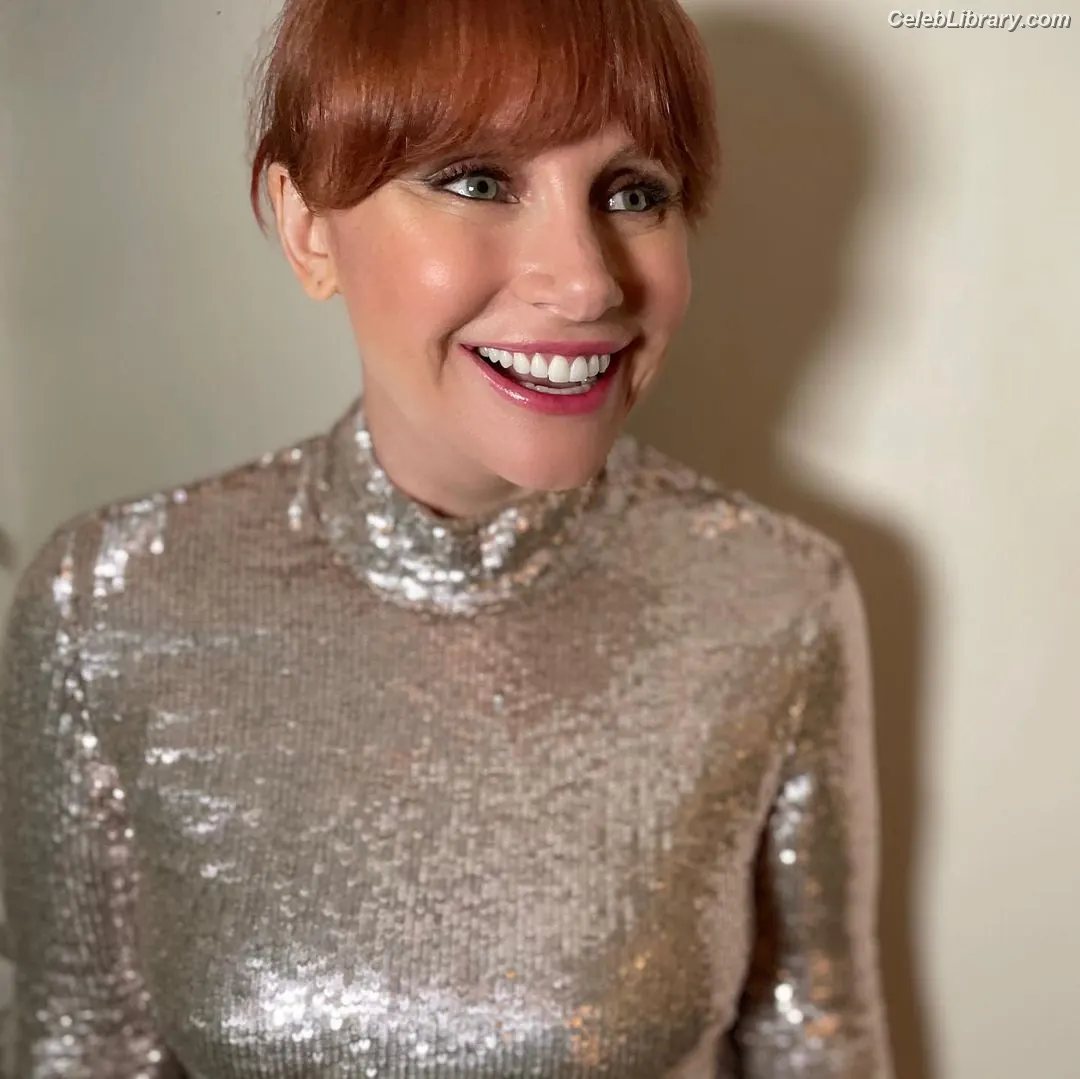 Bryce Dallas Howard photo 11 of 604