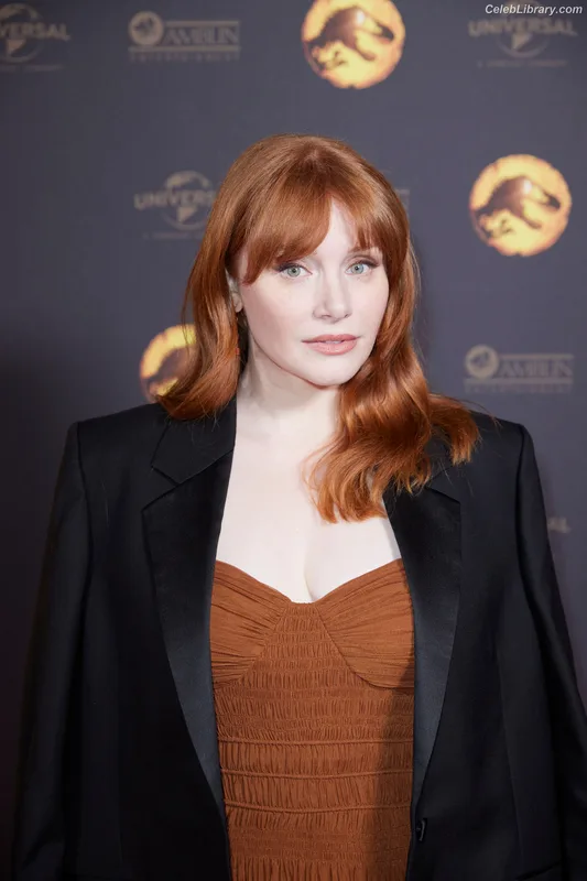 Bryce Dallas Howard photo 4 of 605