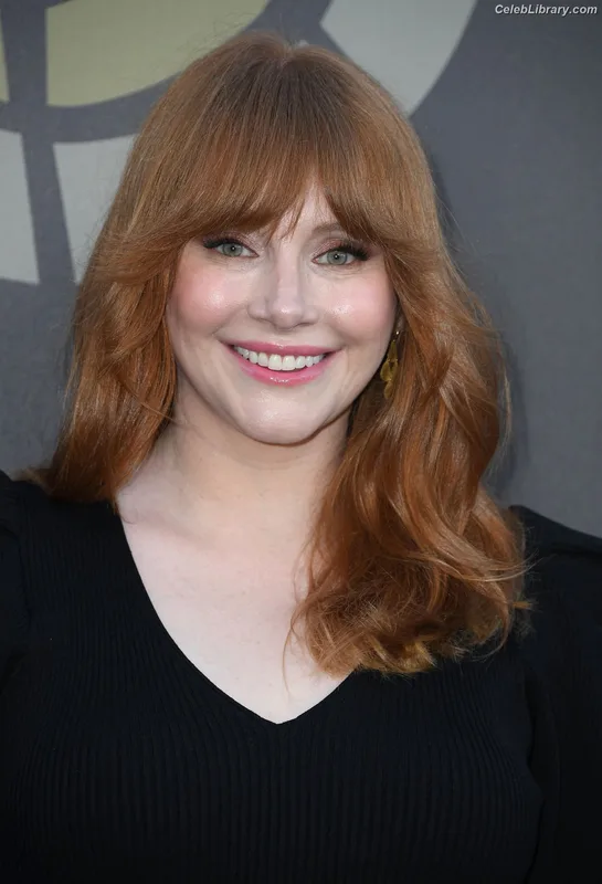 Bryce Dallas Howard photo 7 of 605