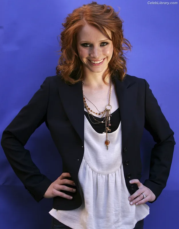 Bryce Dallas Howard photo 1 of 605