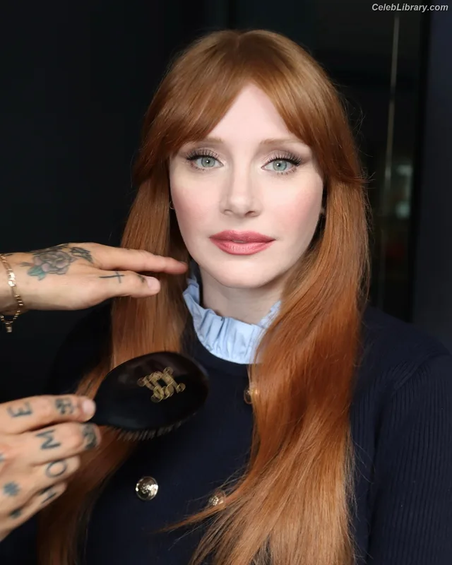 Bryce Dallas Howard photo 7 of 605