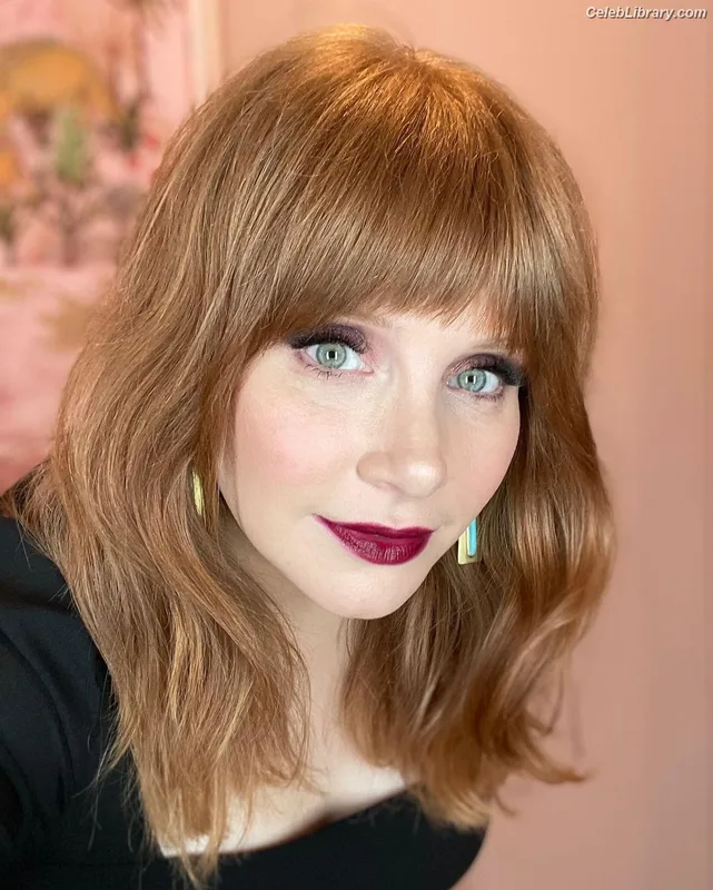 Bryce Dallas Howard photo 17 of 605