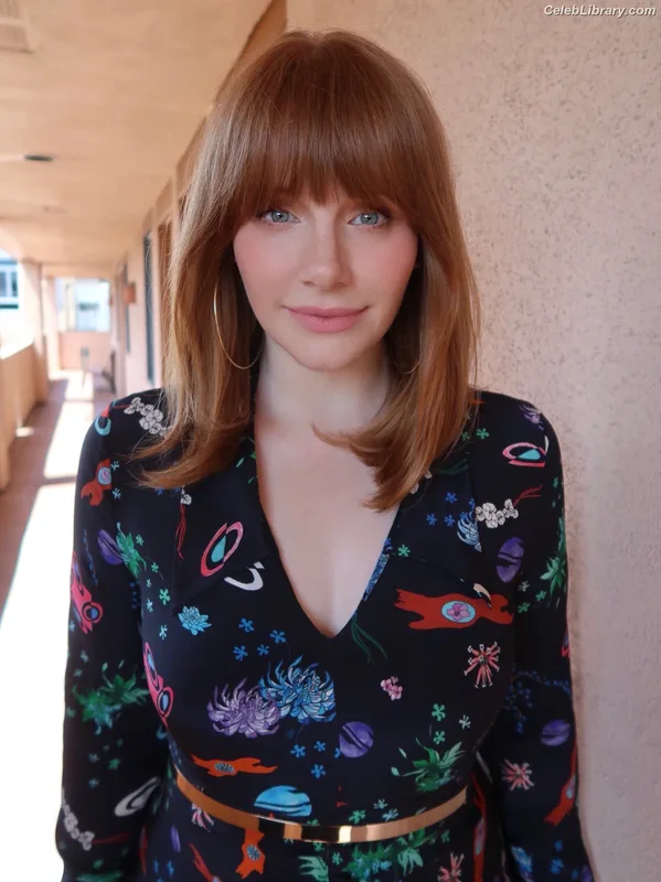 Bryce Dallas Howard photo 1 of 605