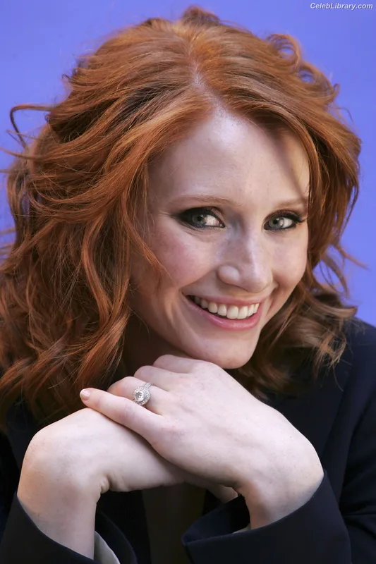 Bryce Dallas Howard photo 7 of 605