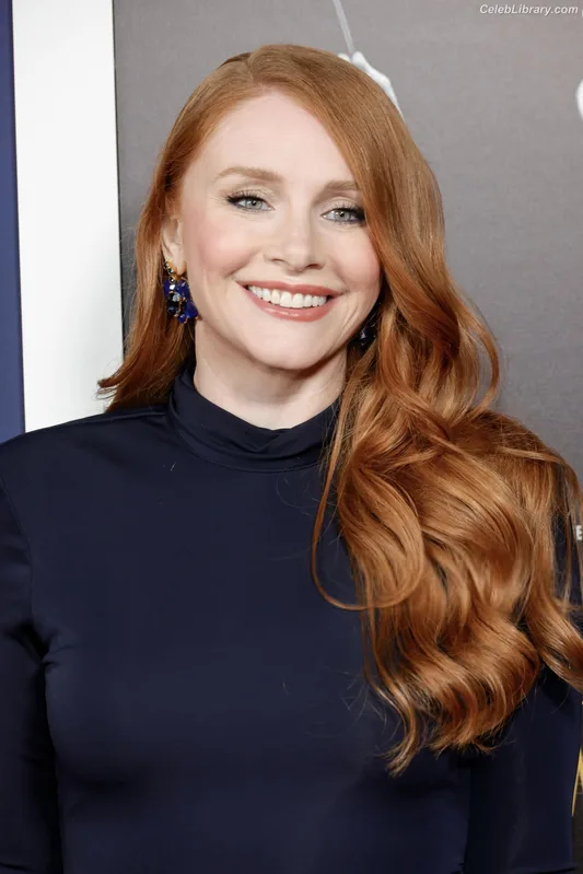 Bryce Dallas Howard photo 22 of 605