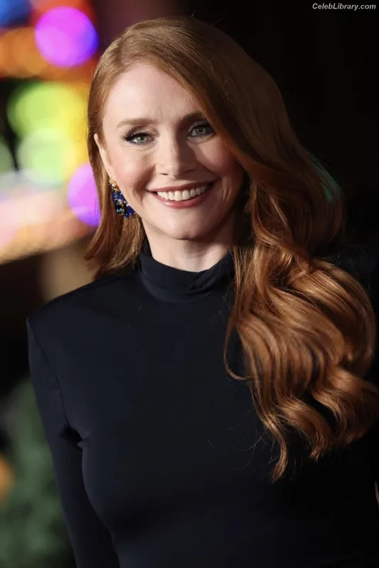 Bryce Dallas Howard photo 24 of 605