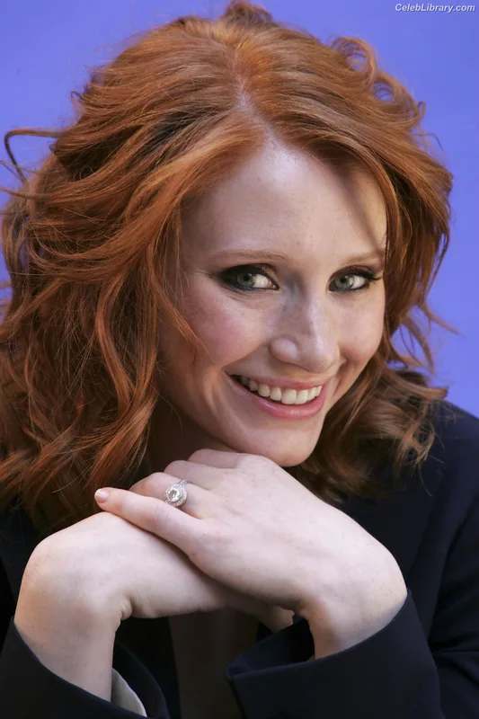 Bryce Dallas Howard photo 10 of 605