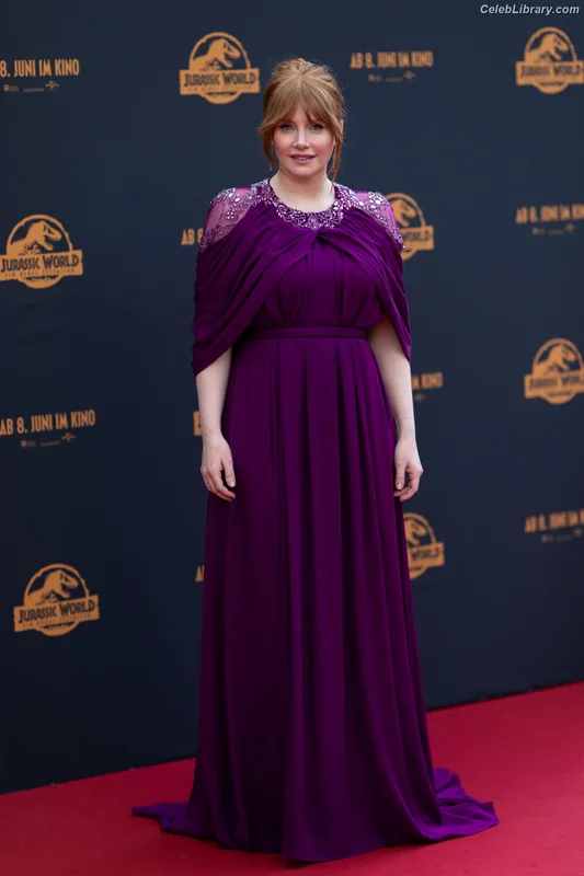 Bryce Dallas Howard photo 17 of 605