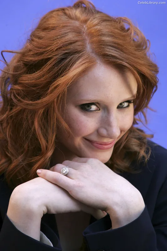 Bryce Dallas Howard photo 2 of 605