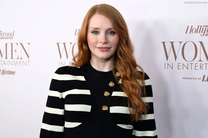 Bryce Dallas Howard photo 4 of 605