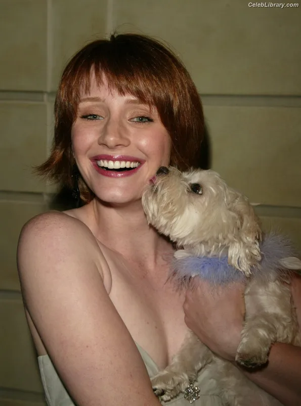 Bryce Dallas Howard photo 9 of 605