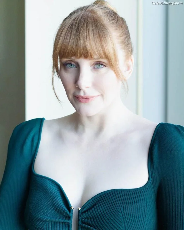 Bryce Dallas Howard photo 13 of 605