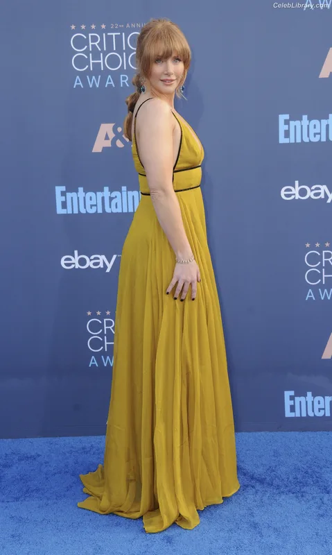 Bryce Dallas Howard photo 14 of 605