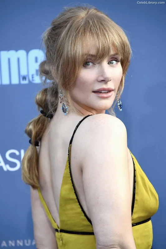 Bryce Dallas Howard photo 20 of 605