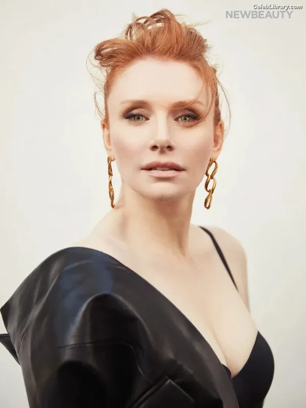 Bryce Dallas Howard photo 15 of 605