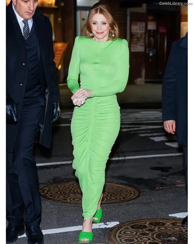 Bryce Dallas Howard photo 9 of 605