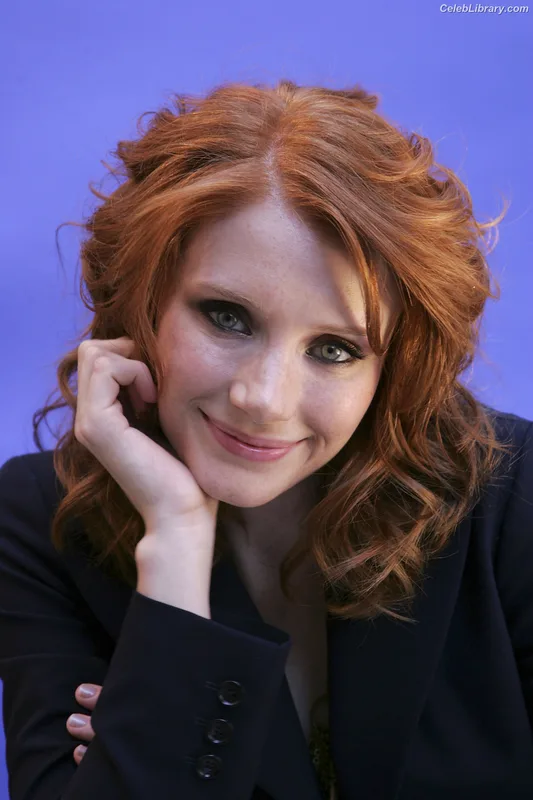 Bryce Dallas Howard photo 10 of 605