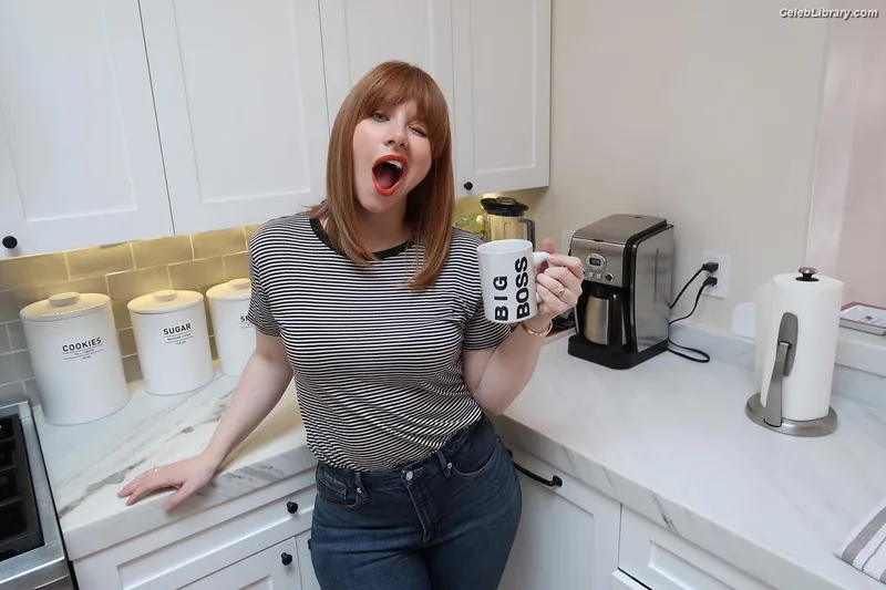 Bryce Dallas Howard photo 11 of 605