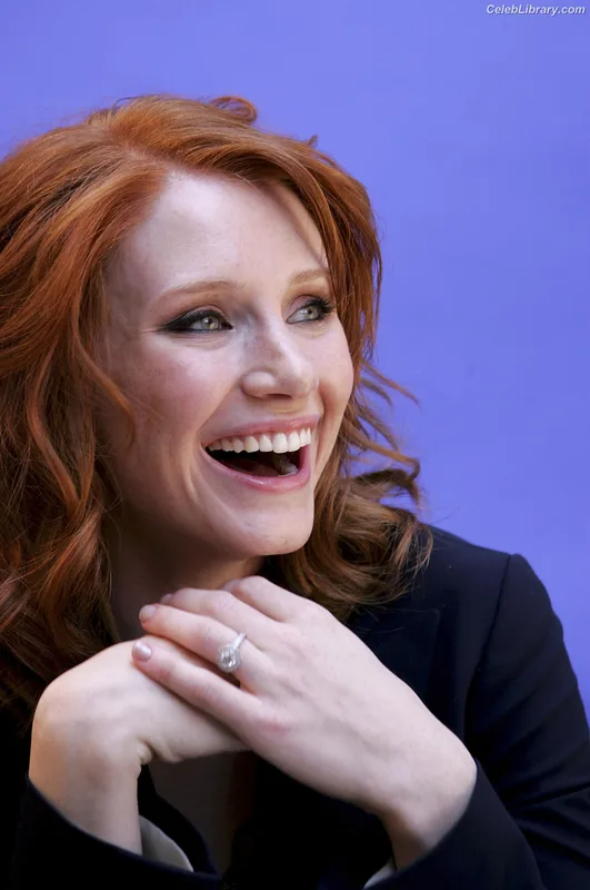 Bryce Dallas Howard photo 14 of 605